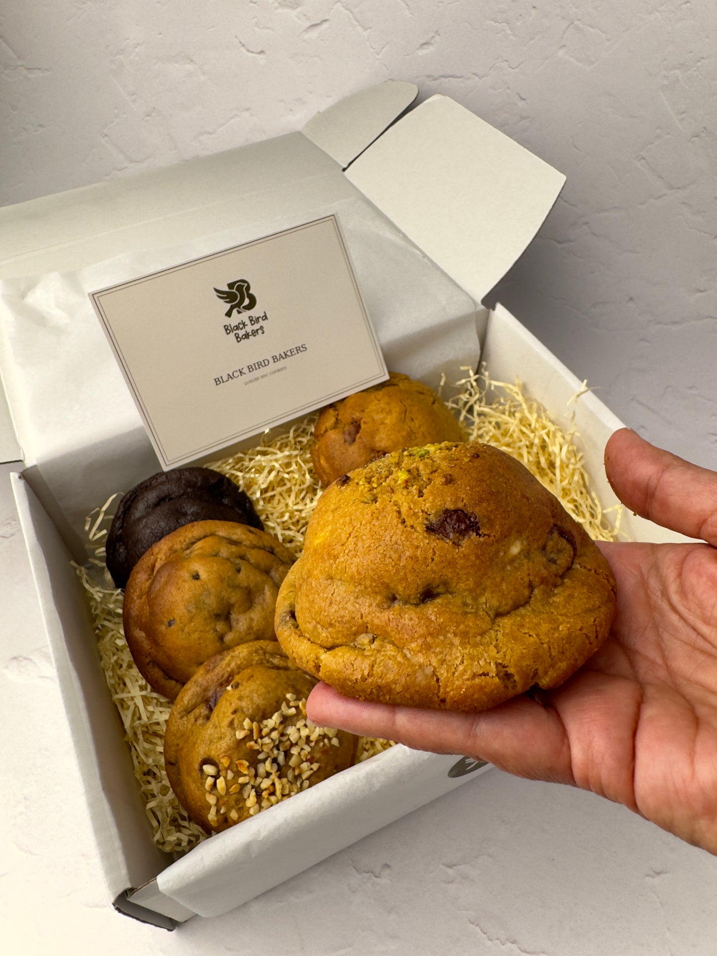 Build Your Luxury NYC Cookie Box